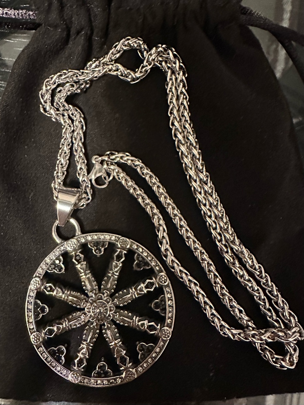 Men's Stainless Steel Dharma Wheel Pendant Necklace - Detailed Filigree Design